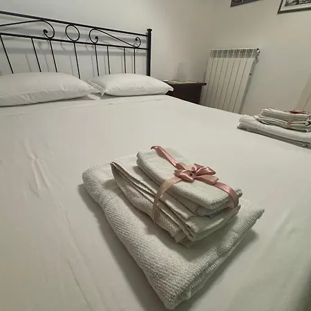 Palazzo Simone 住宿加早餐酒店 4*
